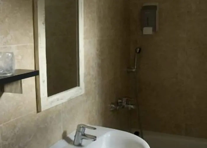 Hotel Mr *